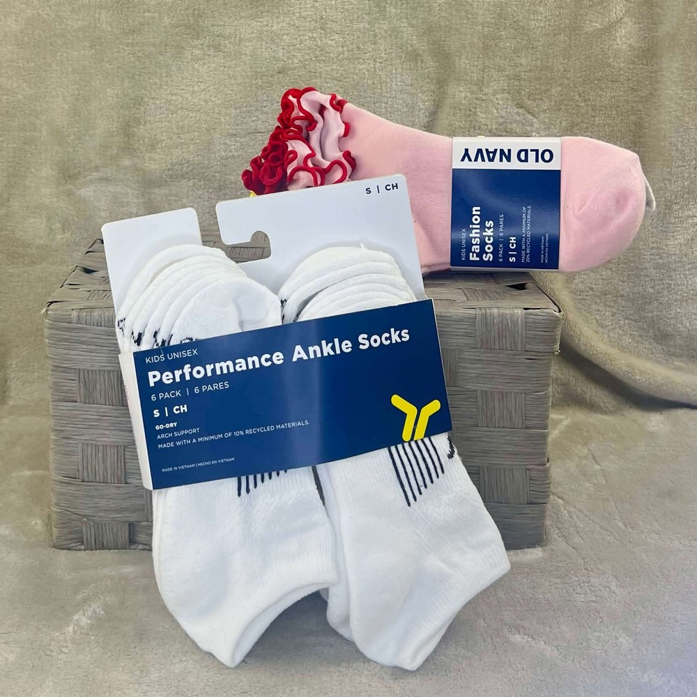 Old Navy Kids Socks 12 Pack Performance Ankle & Ruffle Fashion Size S 11-13